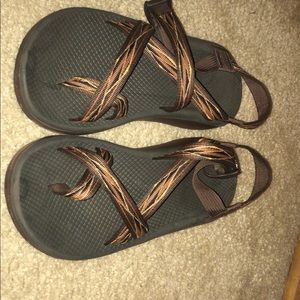 Selling mens chacos size 10